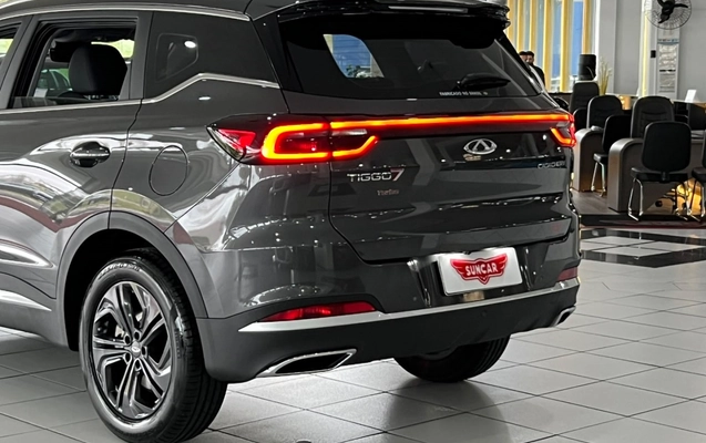 imagem-https://www.socarrao.com.br/sc-vehicle-images-prod/3784209/1789156572999-4_122218.jpg