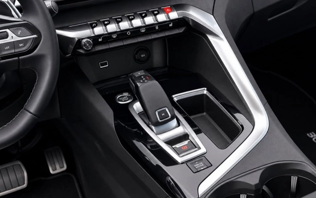 imagem-https://www.socarrao.com.br/sc-vehicle-images-prod/3784226/1789752020316-vehicle_image_1789156512_d1e2b4b5231c16781a983dc94ce601b5.jpeg