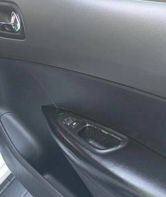 imagem-https://www.socarrao.com.br/sc-vehicle-images-prod/3784253/1789160472755-8438865_3_B_685c06f315.jpeg