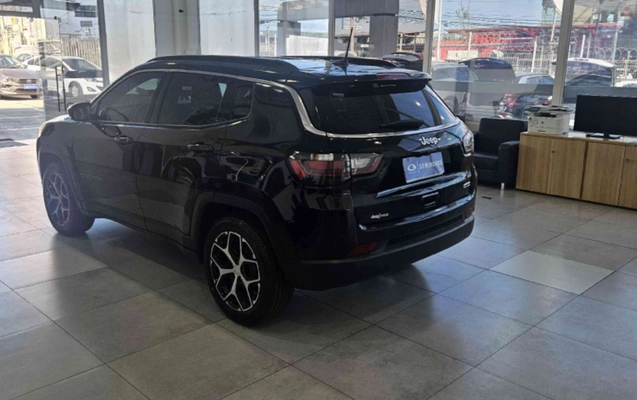 imagem-https://www.socarrao.com.br/sc-vehicle-images-prod/3784370/1789157002599-YXBwLXBob3Rvcy1hS094UTRNbjBNUldBUUFVT281UU5DRTB6WUdIUXVOUC5qcGc.jpg
