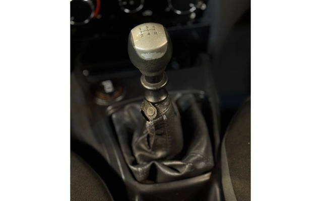 imagem-https://www.socarrao.com.br/sc-vehicle-images-prod/3784440/1789157100802-1_034007.jpg