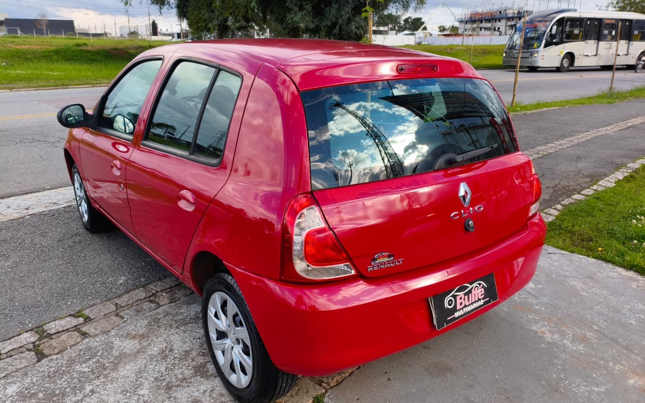 imagem-https://www.socarrao.com.br/sc-vehicle-images-prod/3784506/1789157211470-V2hhdHNBcHAgSW1hZ2UgMjAyNi0wOS0xMSBhdCAxNi41NC40NyAoMSkuanBlZw.jpeg