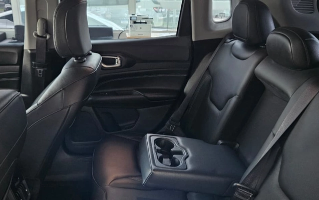 imagem-https://www.socarrao.com.br/sc-vehicle-images-prod/3784584/1789157306181-Y2JkOTJhMWYtNDM4Ni00MzkwLWEzNzEtYTNmMTcwZWFmNzUxLmpwZw.jpg