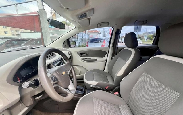 imagem-https://www.socarrao.com.br/sc-vehicle-images-prod/3784599/1789391995298-8469662_16_B_761f83aeef.jpeg