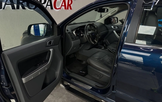 imagem-https://www.socarrao.com.br/sc-vehicle-images-prod/3784699/1789157587604-79928c8b11464a44833d6164585230fe_1789157414684.jpg