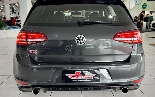 imagem-https://www.socarrao.com.br/sc-vehicle-images-prod/3784711/1789391339491-8468997_12_B_d10a1dc2c2.jpeg