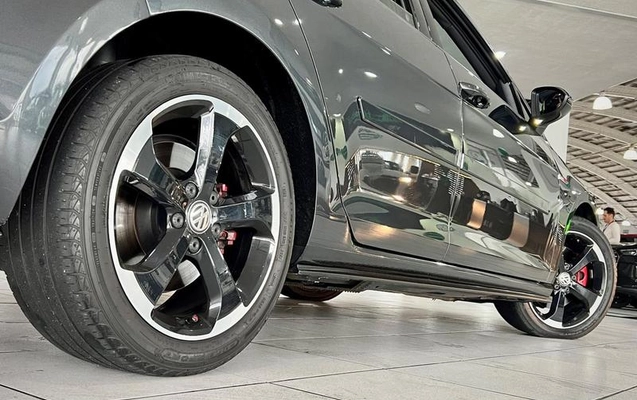 imagem-https://www.socarrao.com.br/sc-vehicle-images-prod/3784711/1789391339501-8468997_10_B_eeaf56f0fe.jpeg