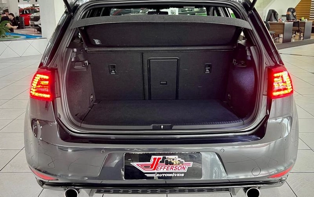 imagem-https://www.socarrao.com.br/sc-vehicle-images-prod/3784711/1789391339505-8468997_13_B_4fc869f899.jpeg