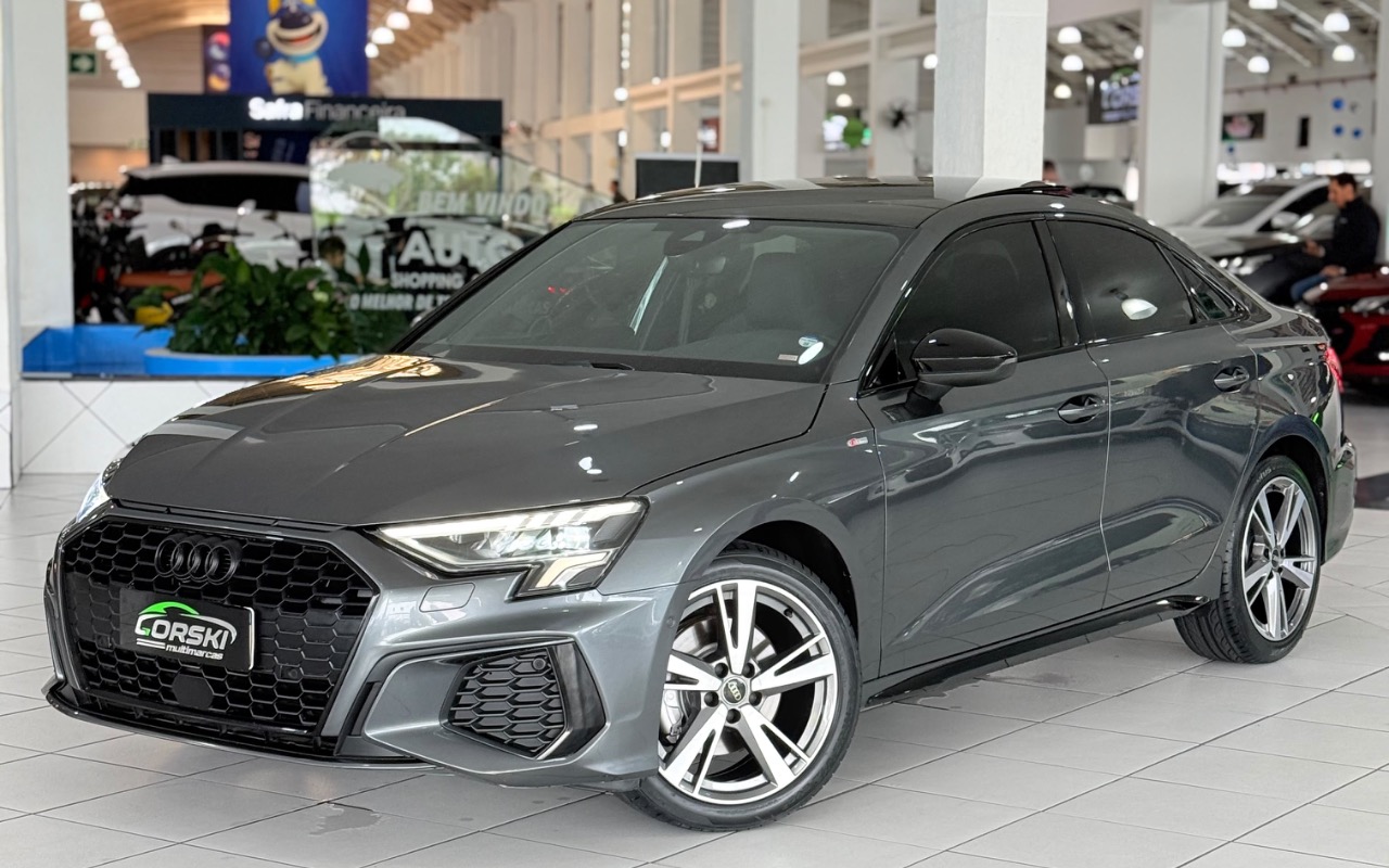 Audi A3 2022 Cinza — foto 1 de 3