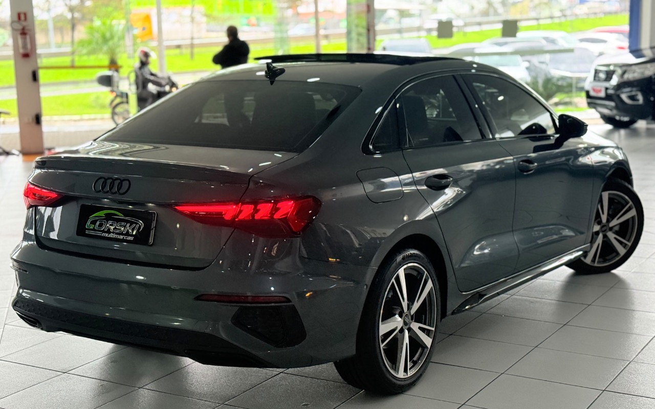 imagem-https://www.socarrao.com.br/sc-vehicle-images-prod/3784743/1789157754859-NjViMWU2NDMtM2ExNC00YTQ4LTk0ODYtZWUwMjRiMjJlY2U3LmpwZWc.jpeg