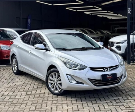 Hyundai Elantra 2016 Prata — foto 1 de 3