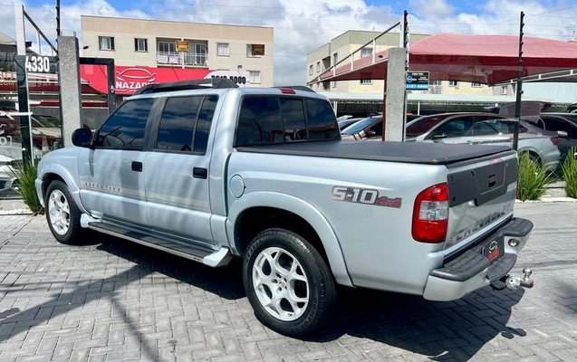 imagem-https://www.socarrao.com.br/sc-vehicle-images-prod/3784834/1789392000813-8442946_12_B_49da1cbae1.jpeg