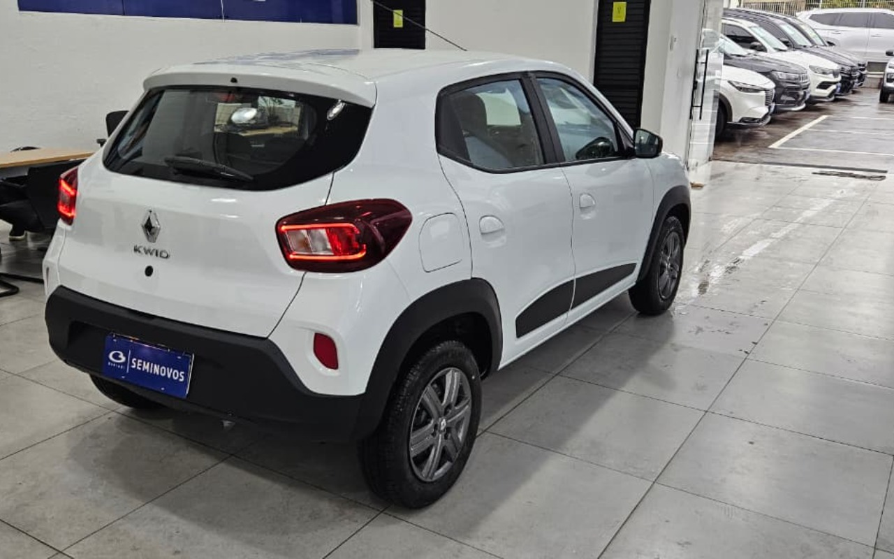 imagem-https://www.socarrao.com.br/sc-vehicle-images-prod/3784846/1789158209000-NDM1Y2YyMTMtNzk5OS00MDRkLWIwMmUtODYwMWJjYWM0ZjJhLmpwZw.jpg