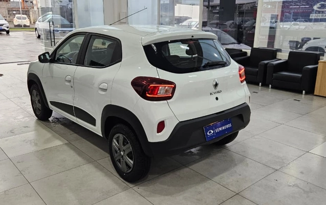 imagem-https://www.socarrao.com.br/sc-vehicle-images-prod/3784846/1789158209082-ZDEyMWNhZjMtNDYzOC00ZDNlLThjNmMtNWQ4Yjg5NjhiZmMwLmpwZw.jpg