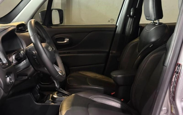 imagem-https://www.socarrao.com.br/sc-vehicle-images-prod/3784932/1789503204186-8453800_4_B_c4b3c25db3.jpeg