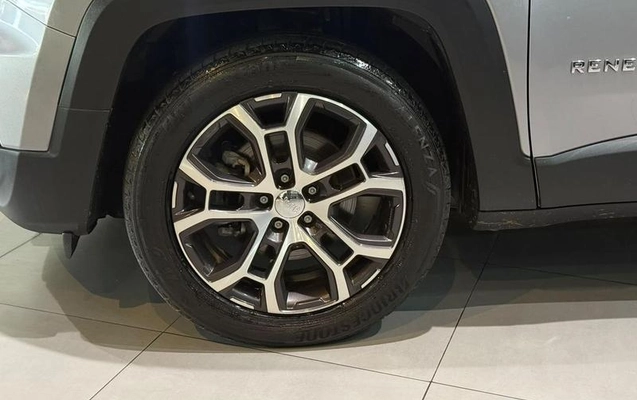 imagem-https://www.socarrao.com.br/sc-vehicle-images-prod/3784932/1789503204188-8453800_9_B_b89bd7a634.jpeg