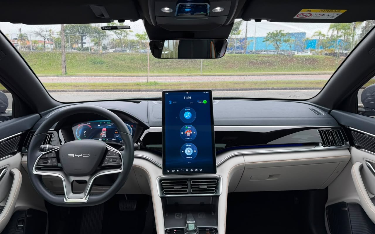 imagem-https://www.socarrao.com.br/sc-vehicle-images-prod/3784987/1789158407650-MTQ1MzMzMjctN2QwNS00ZGRjLWE4NzYtNDY0MzNjODYyY2JhLmpwZWc.jpeg