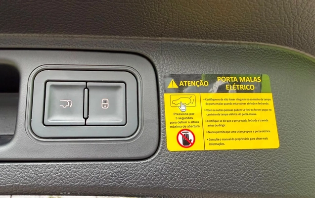 imagem-https://www.socarrao.com.br/sc-vehicle-images-prod/3784987/1789158408561-ZjZlZjk4NmQtMzhiZi00MDliLWI5ZjYtZTgyOTg0NTZhYWY2LmpwZWc.jpeg
