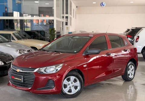 Chevrolet Onix 2023 Vermelho — foto 1 de 3