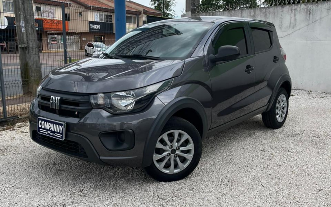 Fiat Mobi 2023 Cinza — foto 1 de 3