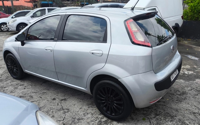imagem-https://www.socarrao.com.br/sc-vehicle-images-prod/3785119/1789158805332-app-photos-eJmLNaV32fGscJpvPU315zupFIIloPmz.jpg