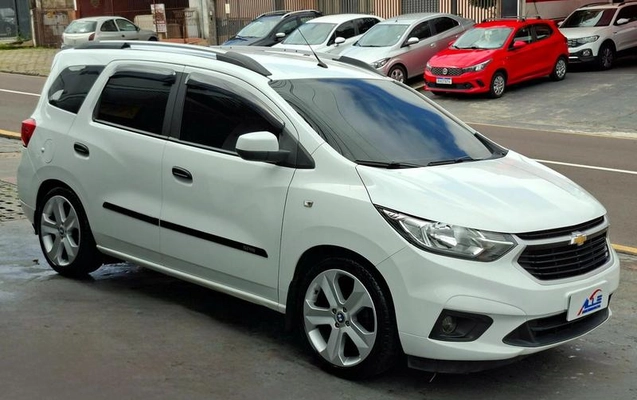 imagem-https://www.socarrao.com.br/sc-vehicle-images-prod/3785150/1789666043076-8467742_3_B_55a20027c4.jpeg