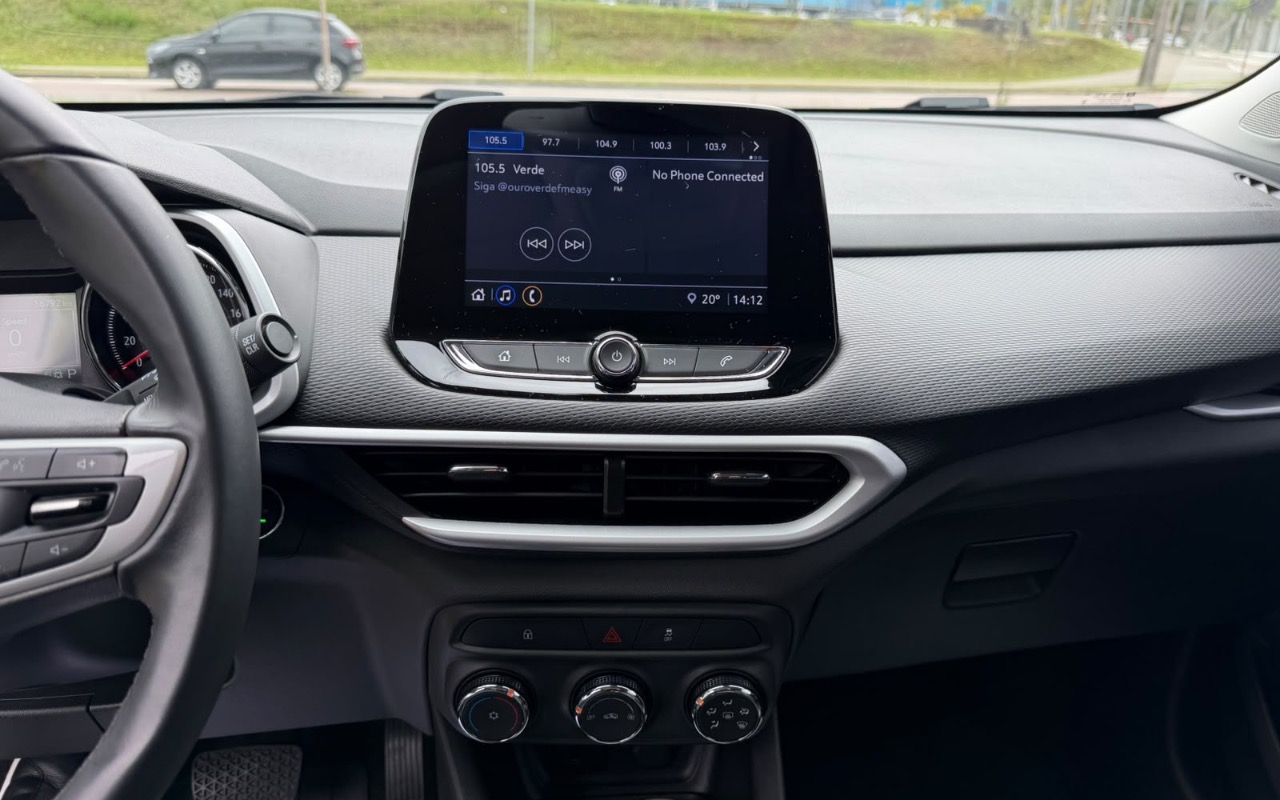 imagem-https://www.socarrao.com.br/sc-vehicle-images-prod/3785151/1789158921217-MjVlM2QxMjAtZTgxMC00NGNjLWEwNDktMjBmODQ0YjE2Njc5LmpwZWc.jpeg