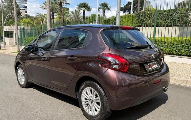 imagem-https://www.socarrao.com.br/sc-vehicle-images-prod/3785157/1789480585836-8469671_10_B_2fad7f5235.jpeg