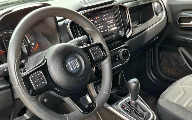 imagem-https://www.socarrao.com.br/sc-vehicle-images-prod/3785160/1789221054772-8459011_17_B_f3050c1845.jpeg