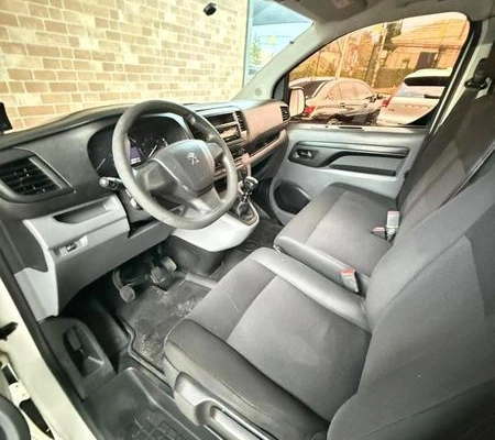imagem-https://www.socarrao.com.br/sc-vehicle-images-prod/3785171/1789159089149-8455762_8_B_52f278efc4.jpeg
