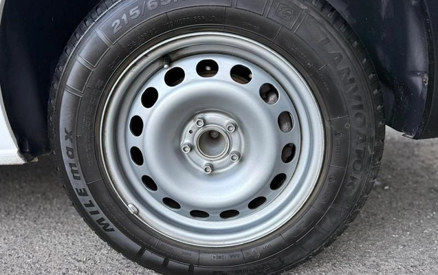 imagem-https://www.socarrao.com.br/sc-vehicle-images-prod/3785171/1789159089151-8455762_10_B_a42be75223.jpeg