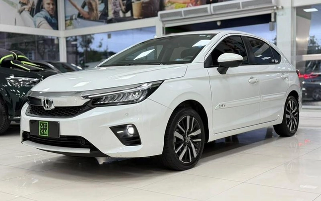 imagem-https://www.socarrao.com.br/sc-vehicle-images-prod/3785312/1789494085810-8469945_4_B_5fc6a810f6.jpeg