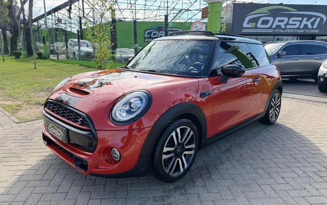 imagem-https://www.socarrao.com.br/sc-vehicle-images-prod/3785315/1789159284146-ZGI3MmJkYmMtOTA3NC00ZWMxLTkyYjctNmNmNzUzMmJjZjUyLmpwZWc.jpeg