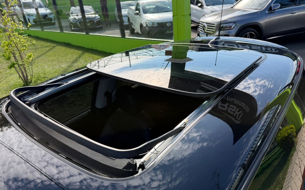 imagem-https://www.socarrao.com.br/sc-vehicle-images-prod/3785315/1789159285133-MjYyZmExMWMtNmQwMC00MDQ0LWJmNzMtMDk3N2M4OTIxOTgwLmpwZWc.jpeg