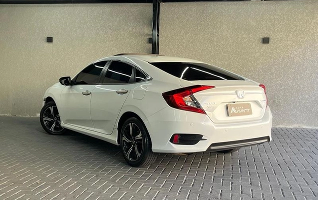 imagem-https://www.socarrao.com.br/sc-vehicle-images-prod/3785337/1790003576741-8469721_1_B_6a404042b2.jpeg