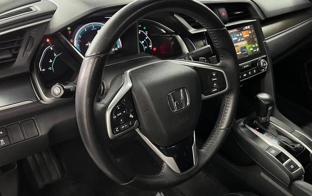 imagem-https://www.socarrao.com.br/sc-vehicle-images-prod/3785337/1790003576759-8469721_14_B_cae6060068.jpeg