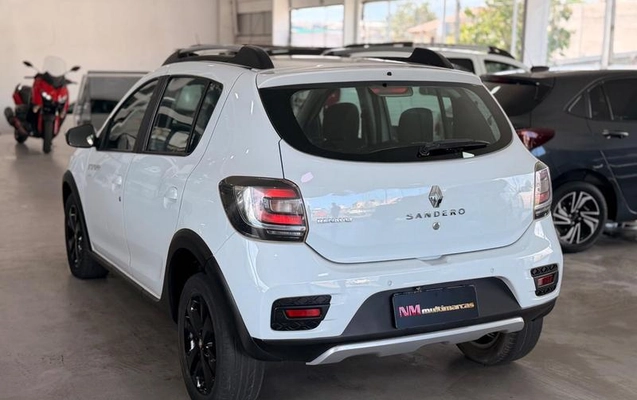 imagem-https://www.socarrao.com.br/sc-vehicle-images-prod/3785372/1789159394173-8469905_5_B_2861dc62a5.jpeg