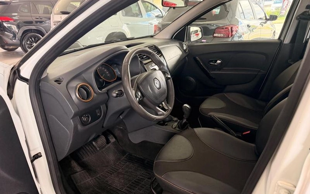 imagem-https://www.socarrao.com.br/sc-vehicle-images-prod/3785372/1789159394176-8469905_7_B_cdafdd8237.jpeg