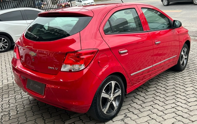 imagem-https://www.socarrao.com.br/sc-vehicle-images-prod/3785374/1789507402168-003_5432586f42f94e07a6d666ee7a2299f7.jpeg