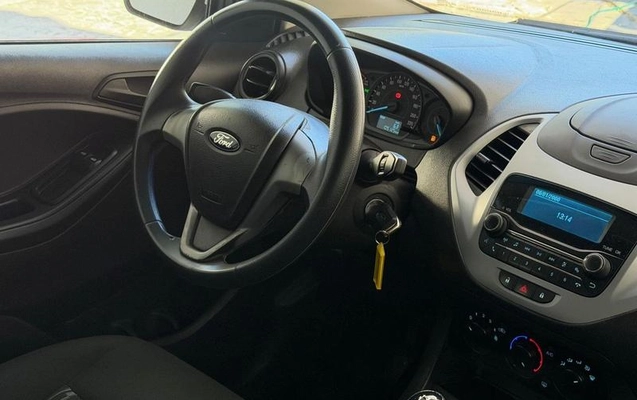 imagem-https://www.socarrao.com.br/sc-vehicle-images-prod/3785429/1789563307792-8469949_0_B_f27e7b74cd.jpeg