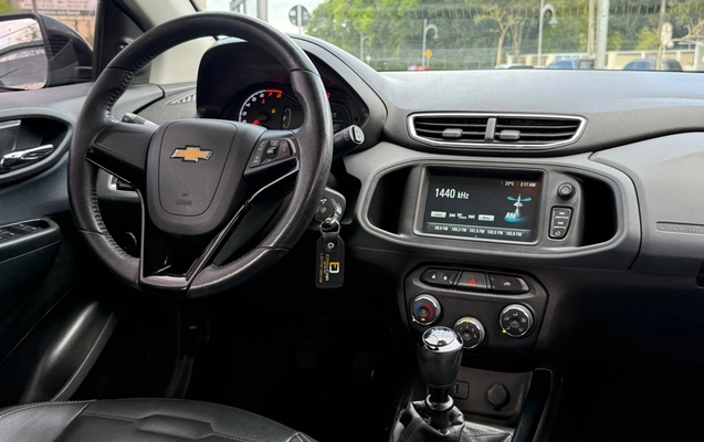 imagem-https://www.socarrao.com.br/sc-vehicle-images-prod/3785449/1789159614506-1_023047.jpg