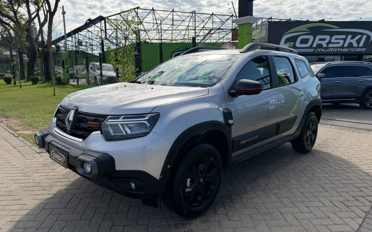 Renault Duster 2027 Prata — foto 1 de 3