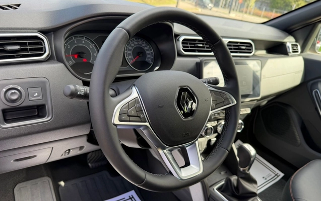 imagem-https://www.socarrao.com.br/sc-vehicle-images-prod/3785456/1789159684979-OWViNDQyODEtZjczMy00NzEyLWExMzItOWJhNjZmMmQ3NDk2LmpwZWc.jpeg