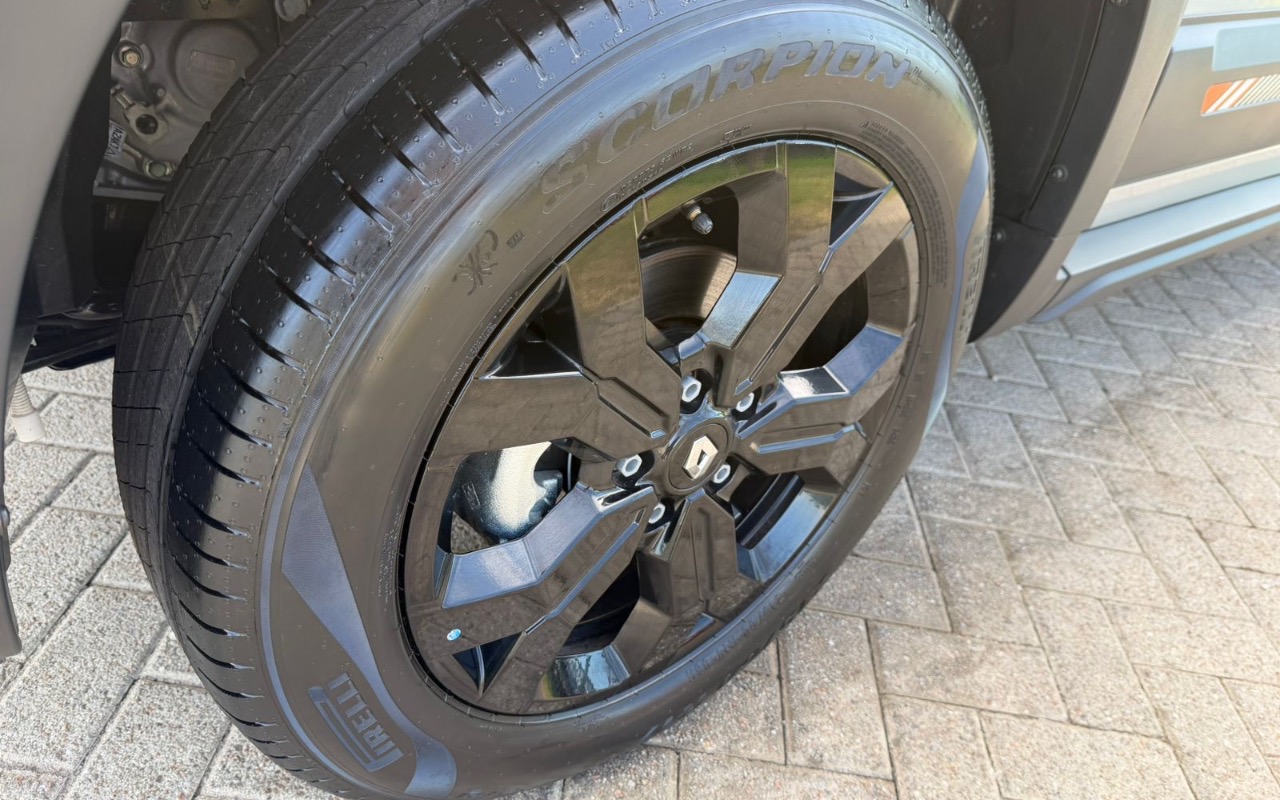 imagem-https://www.socarrao.com.br/sc-vehicle-images-prod/3785456/1789159685681-OTVmYjZkYjctOTFkNC00Y2M4LWFkOWUtYjExNTNmZTFkMmMxLmpwZWc.jpeg