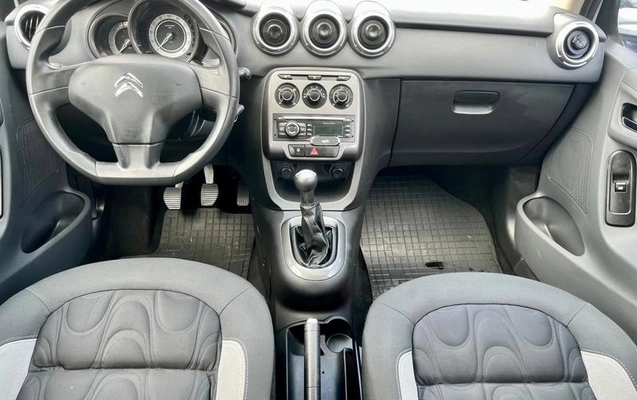 imagem-https://www.socarrao.com.br/sc-vehicle-images-prod/3785459/1789159713495-8418520_15_B_4664a62c61.jpeg