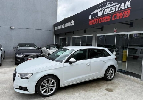 Audi A3 2017 Branco — foto 1 de 3