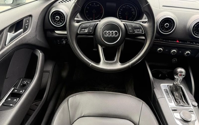 imagem-https://www.socarrao.com.br/sc-vehicle-images-prod/3785663/1789160112223-8469951_9_B_eec1a3cc23.jpeg