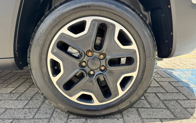 imagem-https://www.socarrao.com.br/sc-vehicle-images-prod/3785796/1789160284727-003_5a59ed479ac25b052d04a8d425459779.jpeg