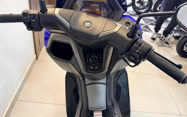 imagem-https://www.socarrao.com.br/sc-vehicle-images-prod/3785836/1789403456507-8470054_4_B_127423e7aa.jpeg