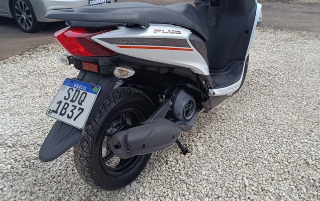 imagem-https://www.socarrao.com.br/sc-vehicle-images-prod/3786029/1789160514589-V2hhdHNBcHAgSW1hZ2UgMjAyNi0wOS0xMSBhdCAxNy4zNS41OS5qcGVn.jpeg